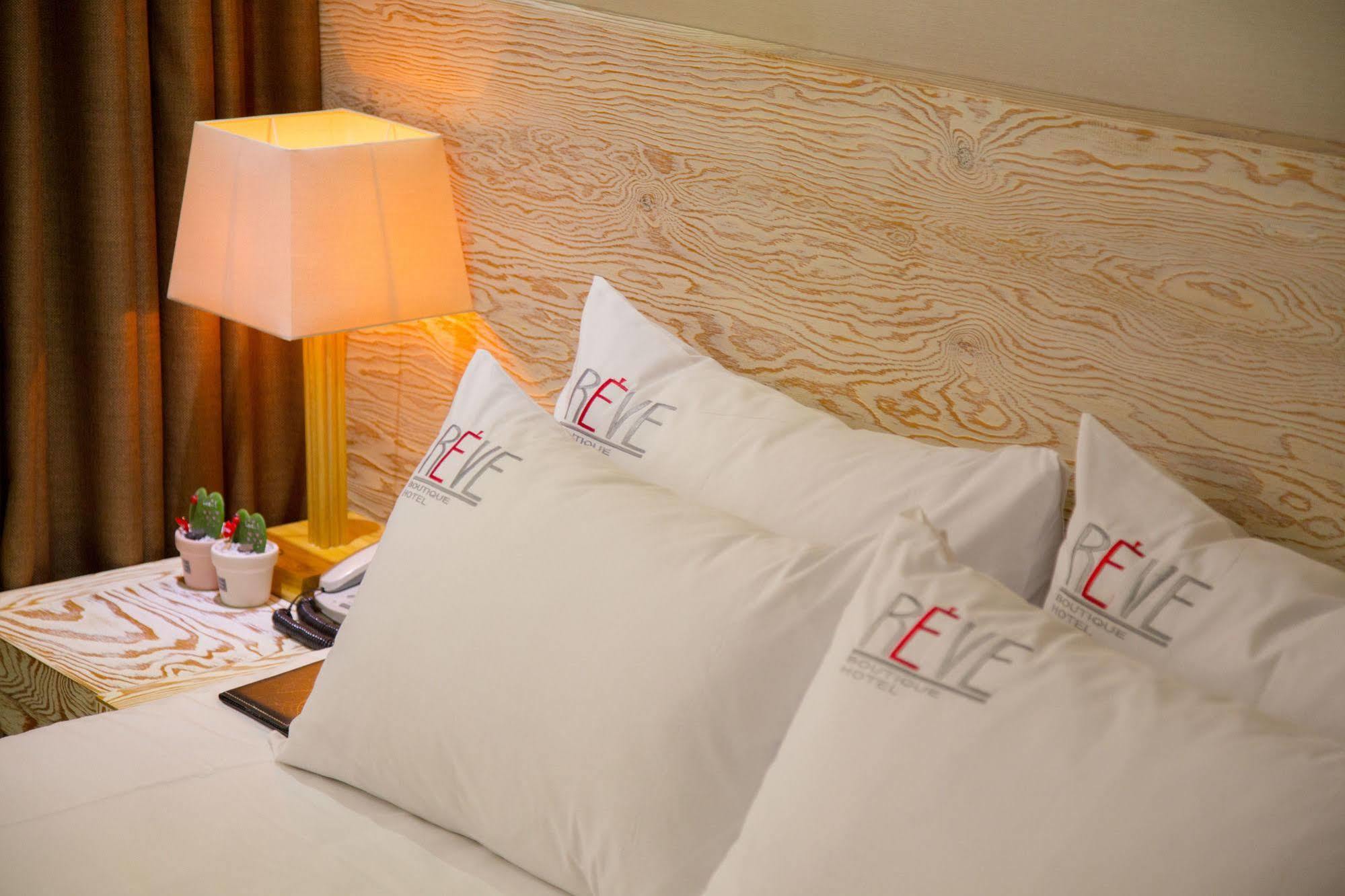 Reve Business Hotel Jeju Exterior foto